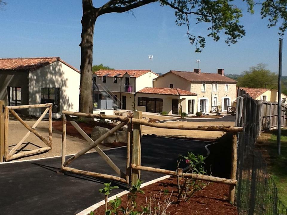 Gites De La Bibudiere Le Boupère Exteriör bild